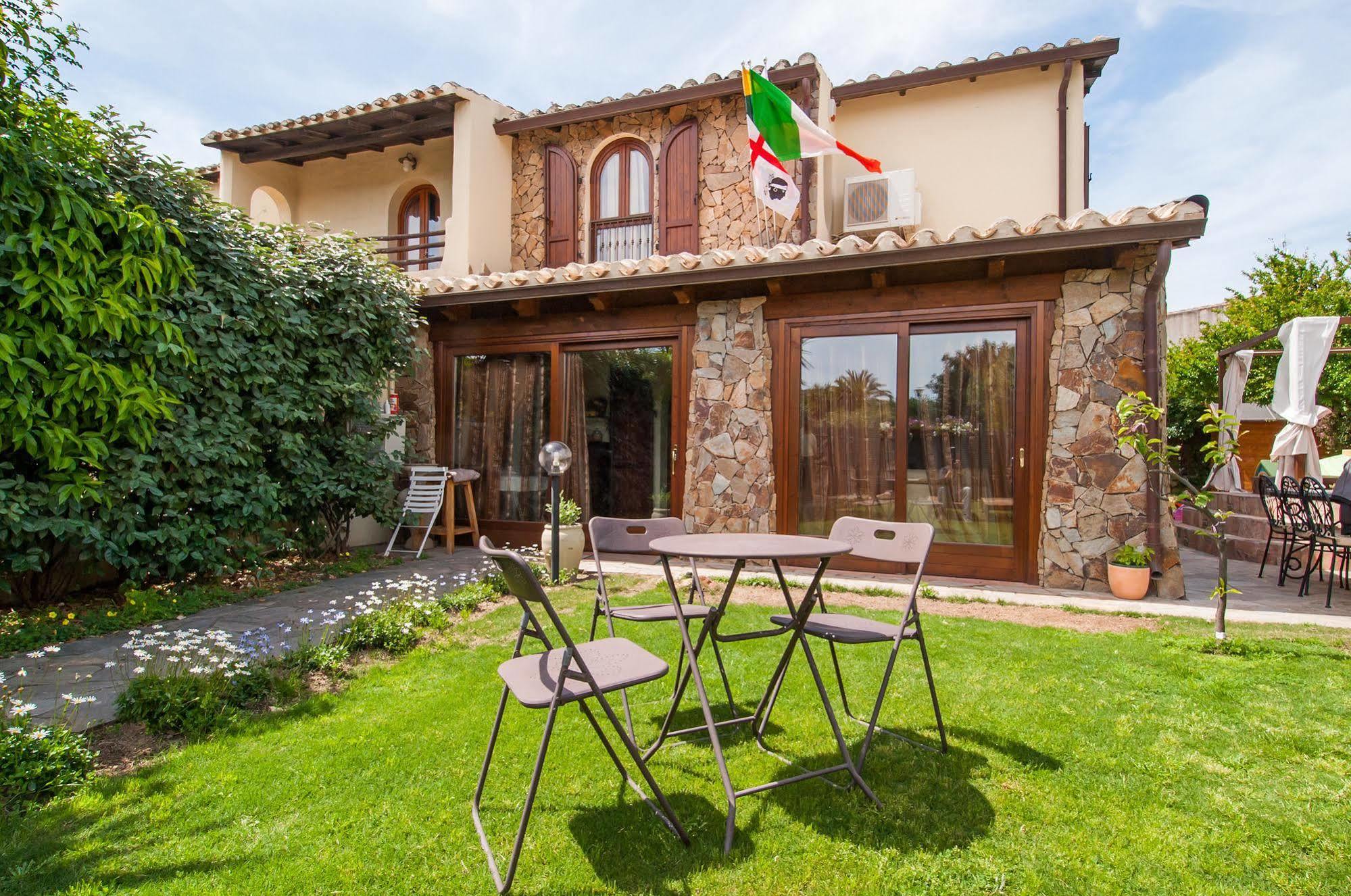 B&B La Dolce Vita Flumini di Quartu Dış mekan fotoğraf